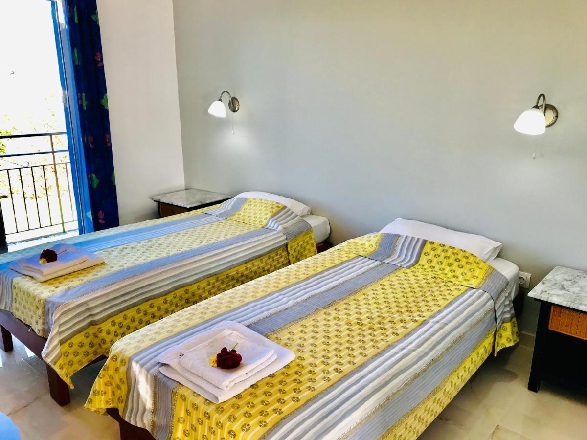 Banos Apartments And Swimming Pool Roda  Buitenkant foto