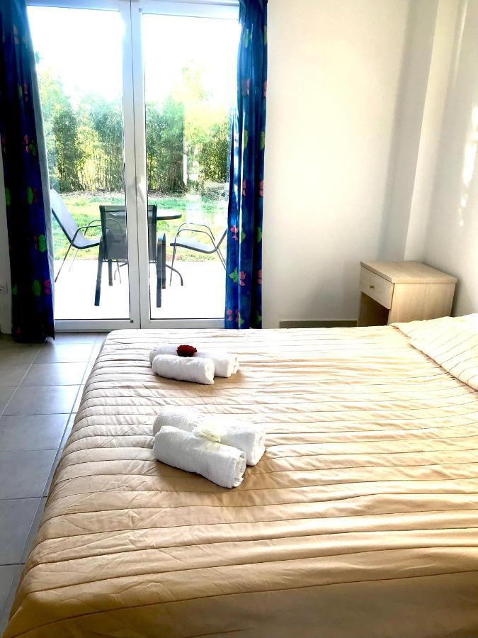 Banos Apartments And Swimming Pool Roda  Buitenkant foto