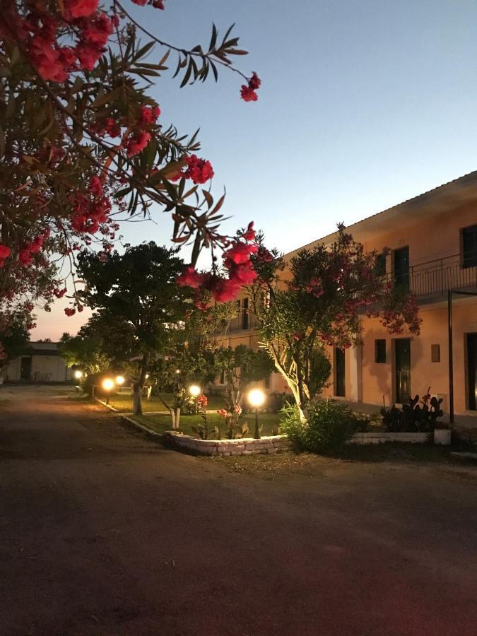 Banos Apartments And Swimming Pool Roda  Buitenkant foto